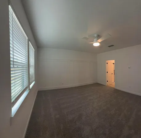 $2,998 | 4727 Bay Vista Drive, Baytown, TX 77523