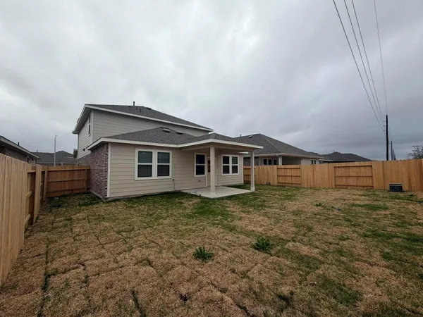 $2,998 | 4727 Bay Vista Drive, Baytown, TX 77523