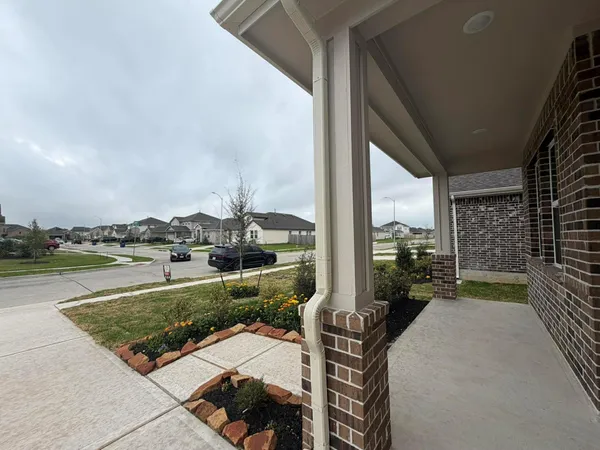 $2,998 | 4727 Bay Vista Drive, Baytown, TX 77523