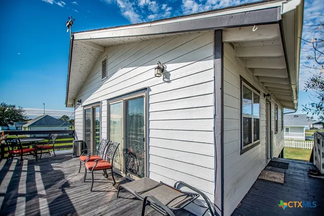 $220,000 | 654 Calumet Drive, Palacios, TX 77465