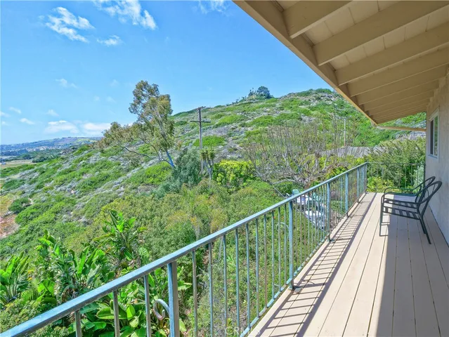 $1,900,000 | 30915 Oceangrove Drive, Rancho Palos Verdes, CA 90275