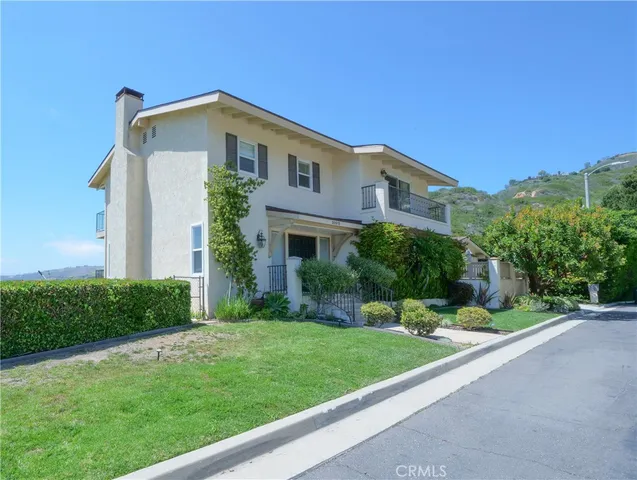 $1,900,000 | 30915 Oceangrove Drive, Rancho Palos Verdes, CA 90275