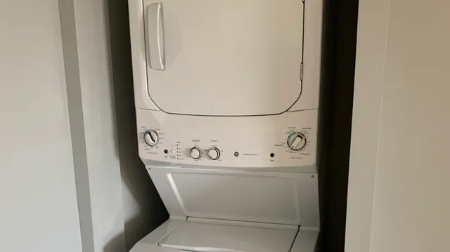 $1,500 | 8141 84th Place, Unit 2D, Justice, IL 60458