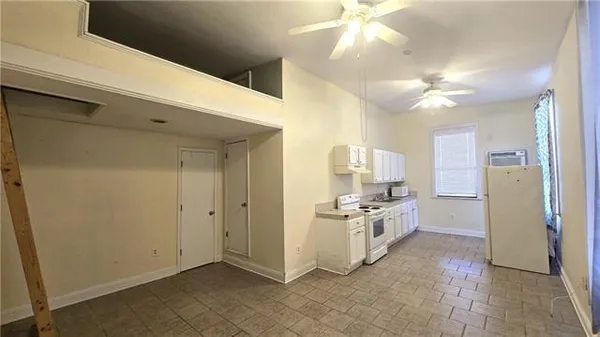 $950 | 2837 General Pershing Street, Unit A, New Orleans, LA 70115