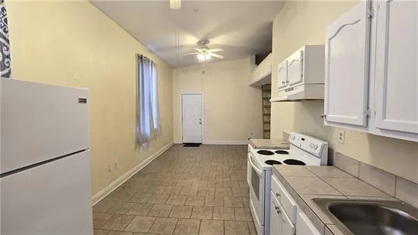 $950 | 2837 General Pershing Street, Unit A, New Orleans, LA 70115