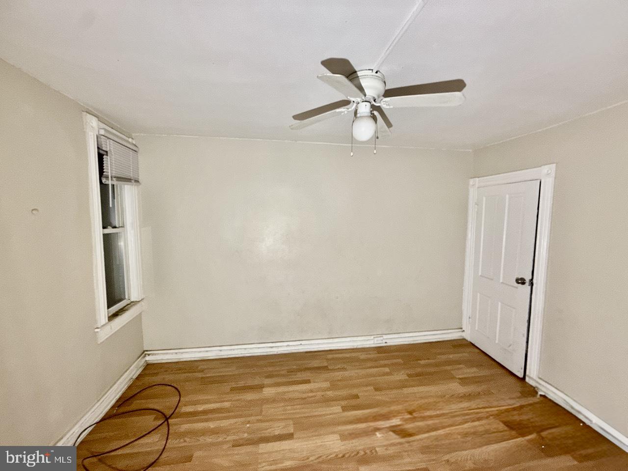 152 Irving Street Baltimore, MD 21229 - Photo 4 of 7