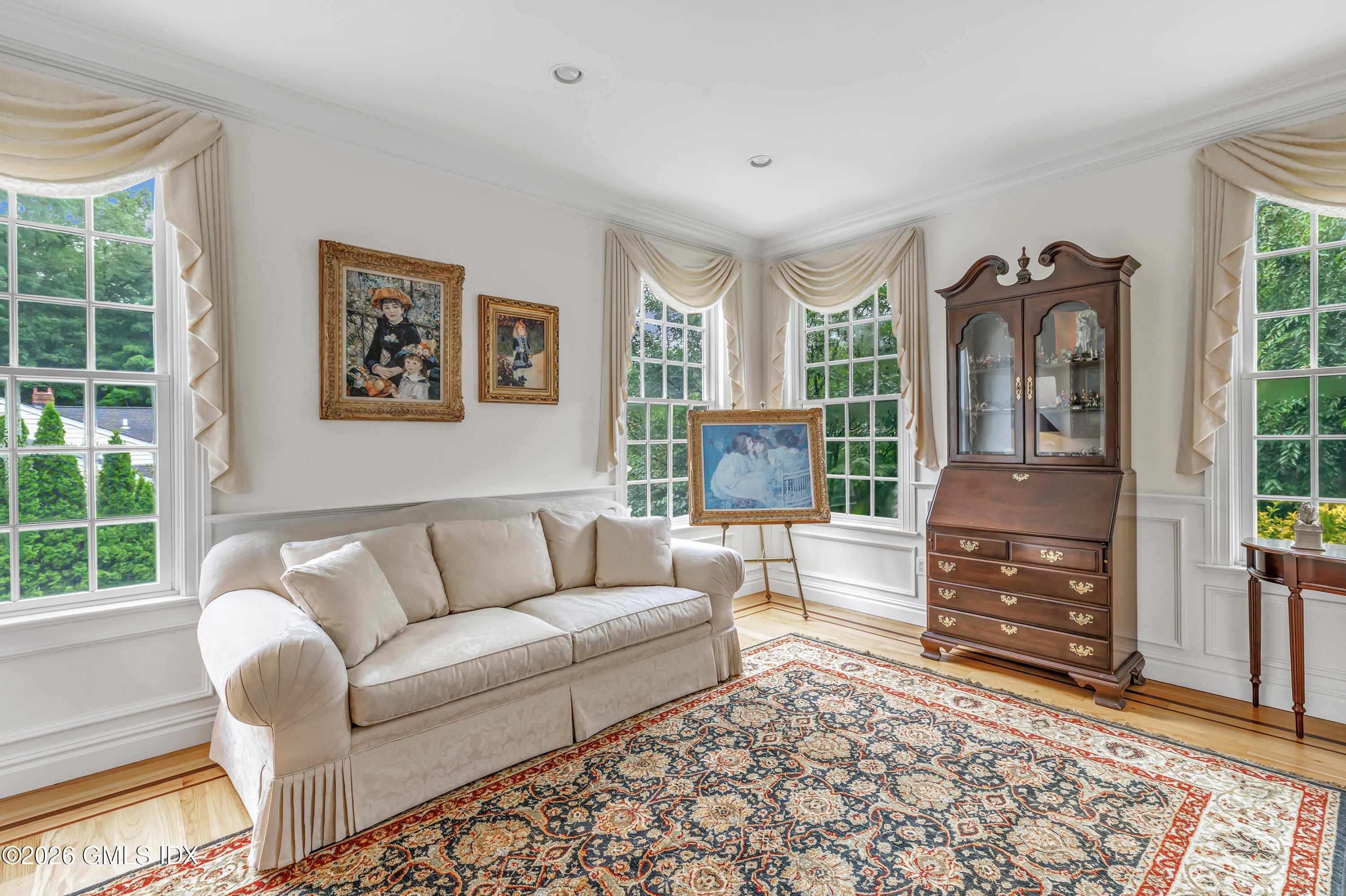 154 Valley Road Cos Cob, CT 06807 - Photo 9 of 56 34 copy
