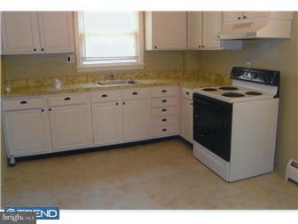 413 West Dutton Mill Road Aston, PA 19014 - Photo 3 of 4