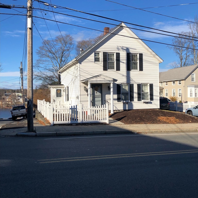 366 Main Street Clinton, MA 01510 - Photo 1 of 31 Gallery Image 1