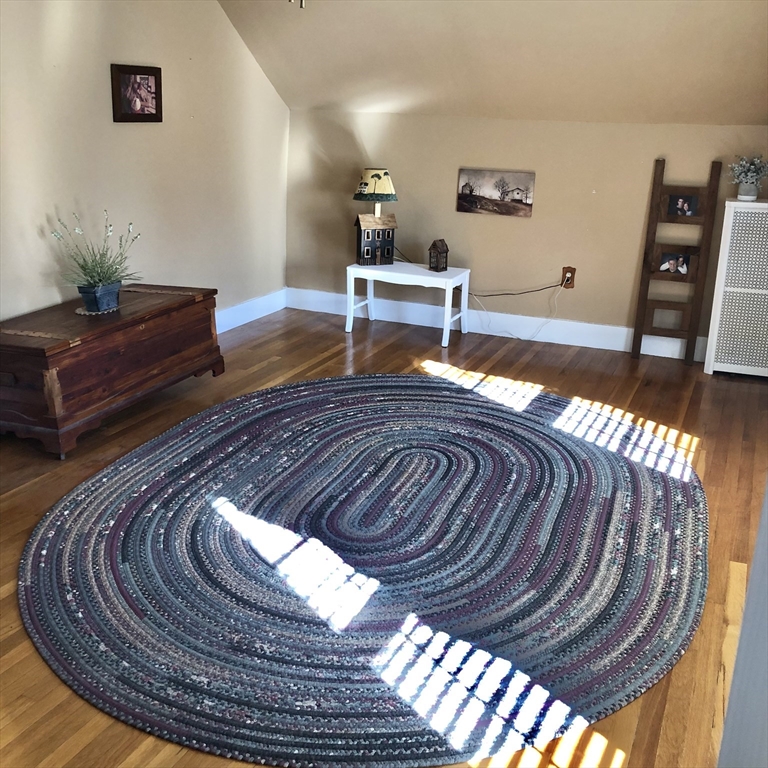 366 Main Street Clinton, MA 01510 - Photo 21 of 31 Gallery Image 21