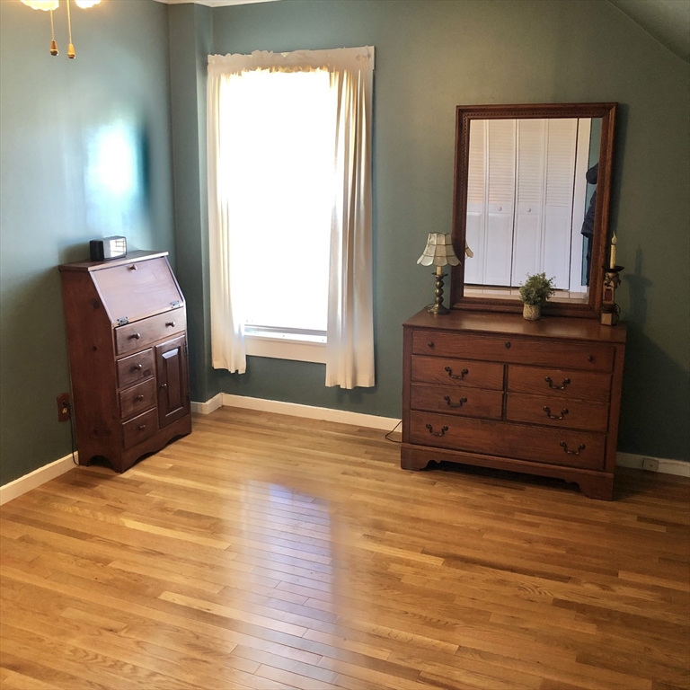 366 Main Street Clinton, MA 01510 - Photo 23 of 31 Gallery Image 23