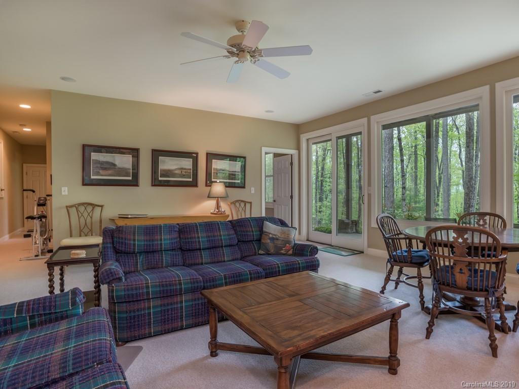 113 Little Cherokee Ridge Hendersonville, NC 28739 - Photo 24 of 37 Gallery Image 24