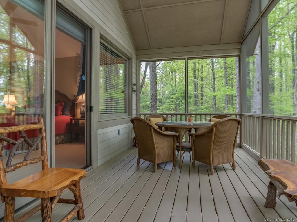 113 Little Cherokee Ridge Hendersonville, NC 28739 - Photo 30 of 37 Gallery Image 30