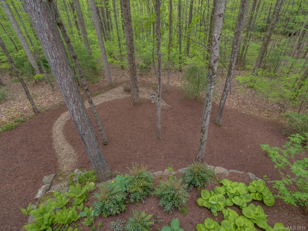 113 Little Cherokee Ridge Hendersonville, NC 28739 - Photo 35 of 37 Gallery Image 35