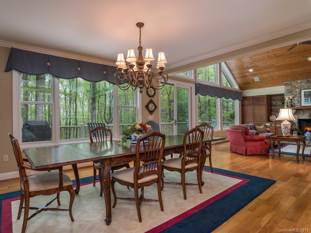 113 Little Cherokee Ridge Hendersonville, NC 28739 - Photo 8 of 37 Gallery Image 8