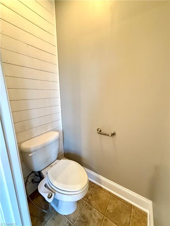 3403 Garrick Trace Browns Summit, NC 27214 - Photo 31 of 49 Toilet Room
