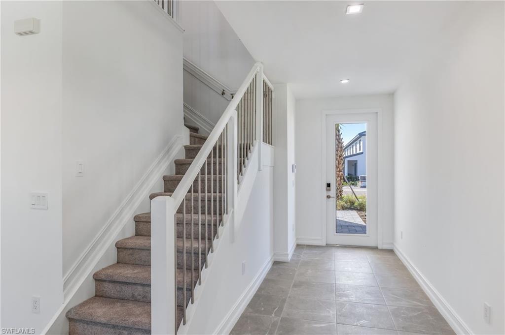 7574 Rockefeller Drive Naples, FL 34119 - Photo 14 of 37