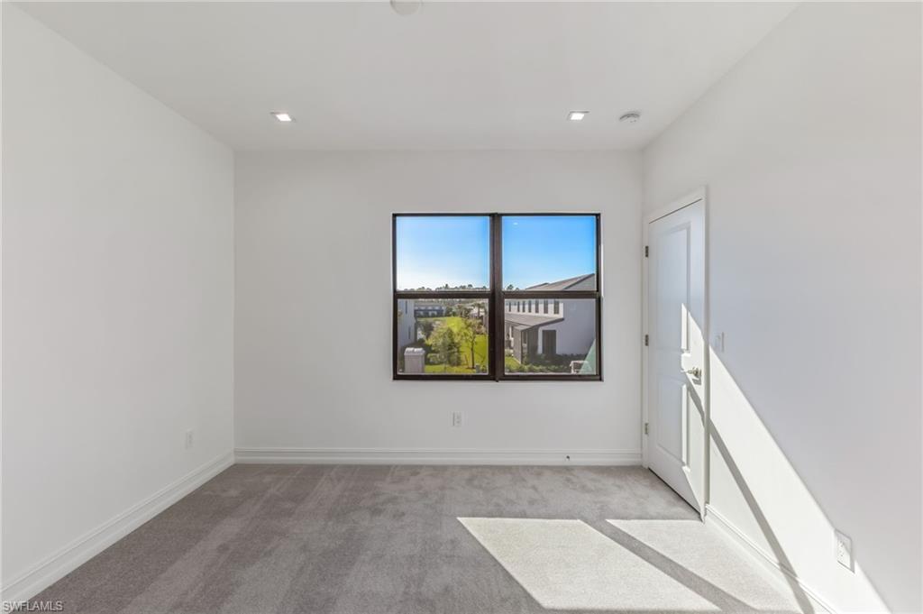 7574 Rockefeller Drive Naples, FL 34119 - Photo 18 of 37