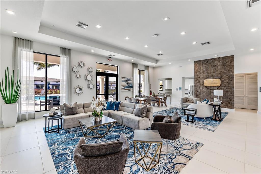 7574 Rockefeller Drive Naples, FL 34119 - Photo 34 of 37