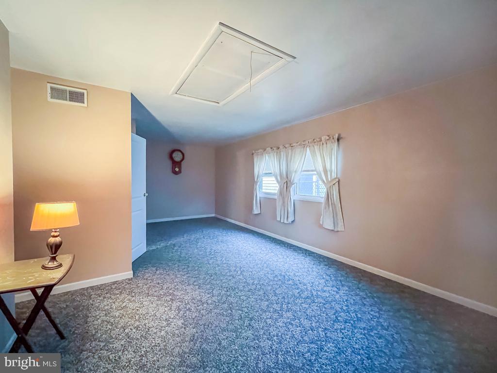244 Guilford Road Fairless Hills, PA 19030 - Photo 30 of 45 Gallery Image 30