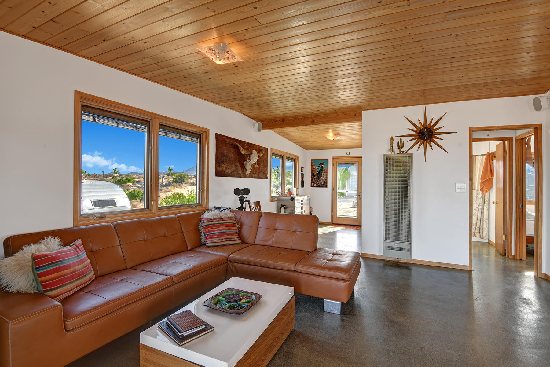 CABIN LIVING ROOM REVERSE MLS