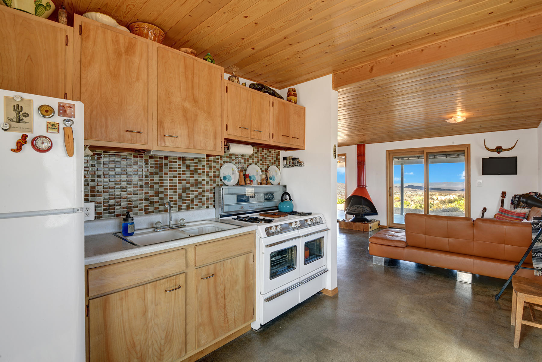 751 Atomic Ranch Road Landers, CA 92285 - Photo 8 of 47 CABIN KITCHEN MLS