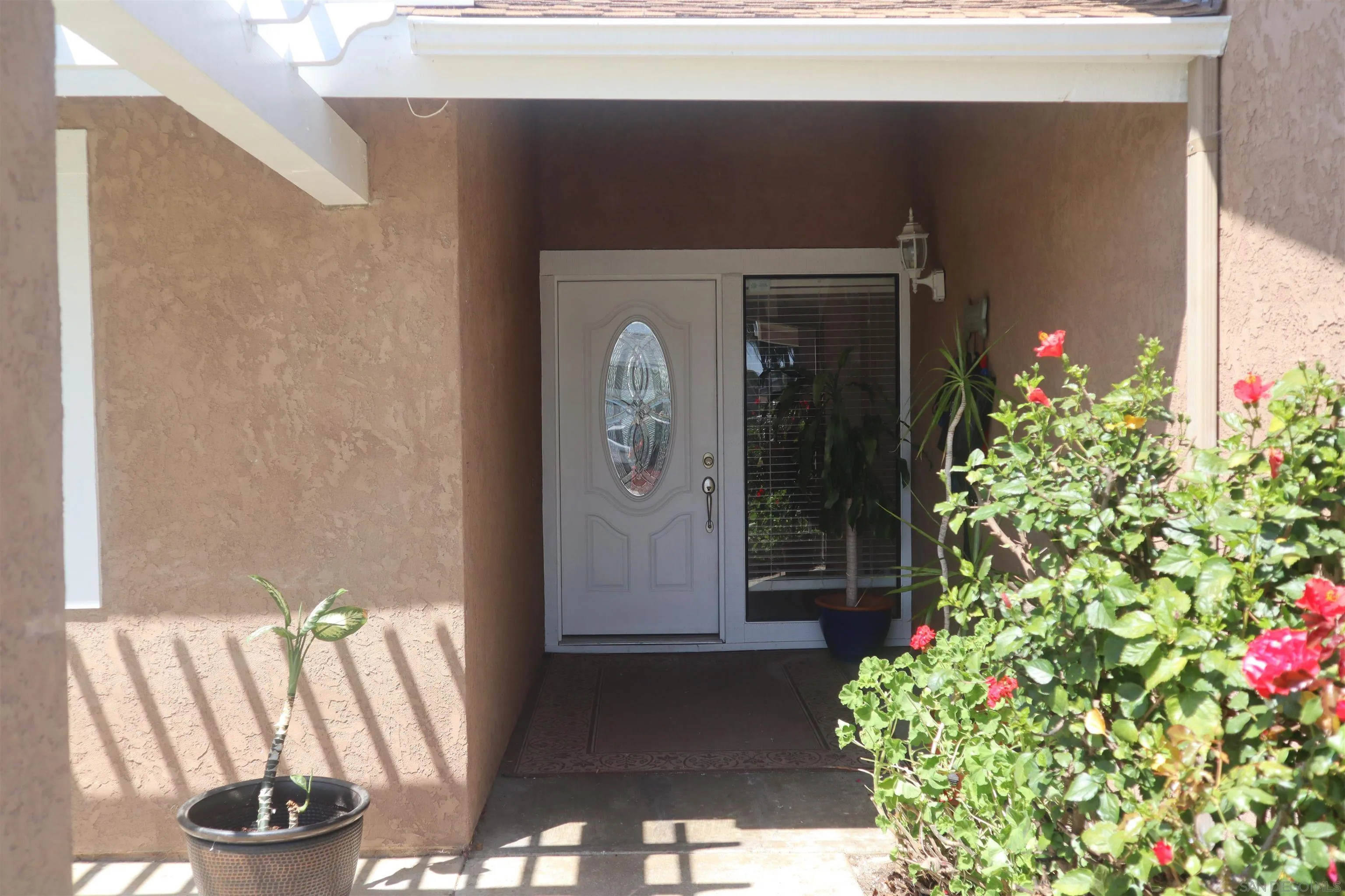 9212 Lake Hill Road Santee, CA 92071 - Photo 5 of 42 Gallery Image 5