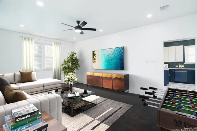 $3,000 | 1222 Hays Street, San Antonio, TX 78202