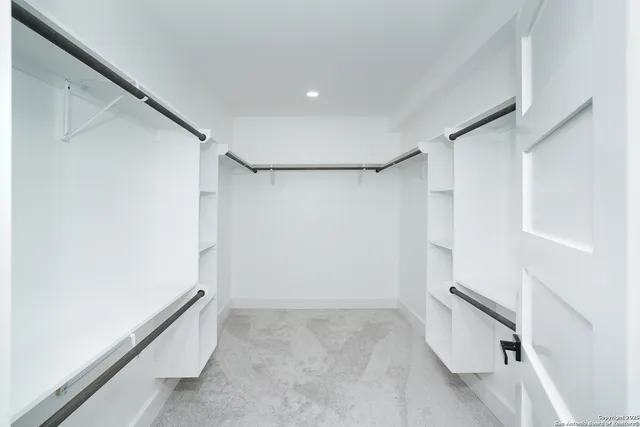 $3,000 | 1222 Hays Street, San Antonio, TX 78202