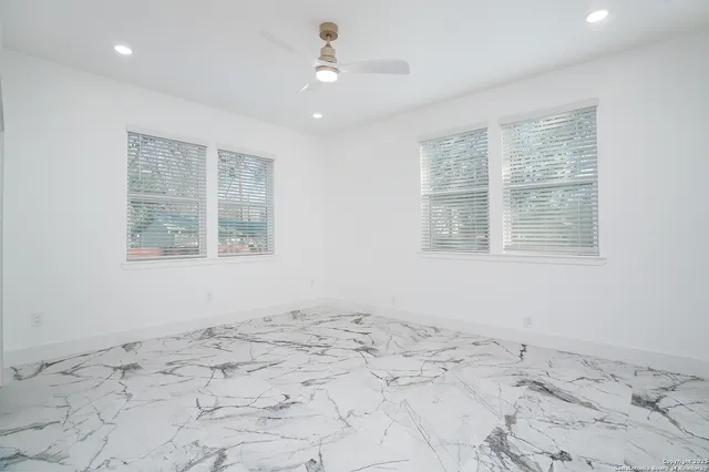 $3,000 | 1222 Hays Street, San Antonio, TX 78202