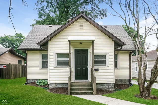 $1,445 | 935 North Gibson Avenue, Indianapolis, IN 46219
