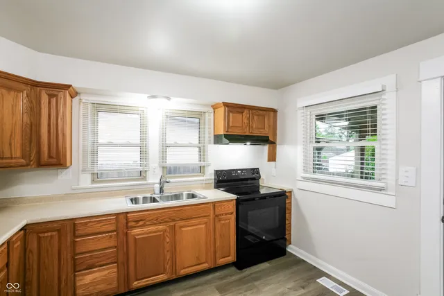 $1,445 | 935 North Gibson Avenue, Indianapolis, IN 46219