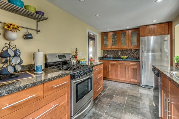 14 Bonad Road Stoneham, MA 02180 - Photo 15 of 30 Gallery Image 15