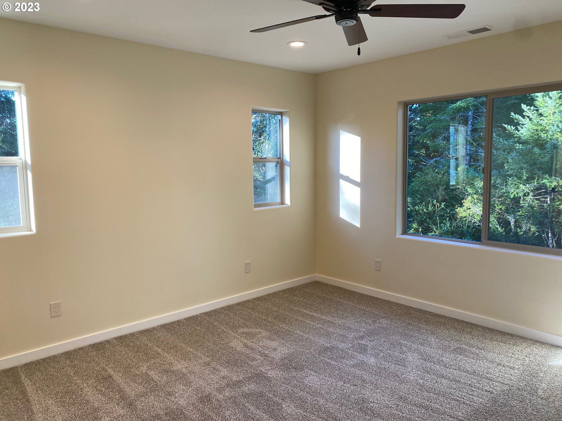 2107 Willow Loop Florence, OR 97439 - Photo 24 of 30 Gallery Image 24