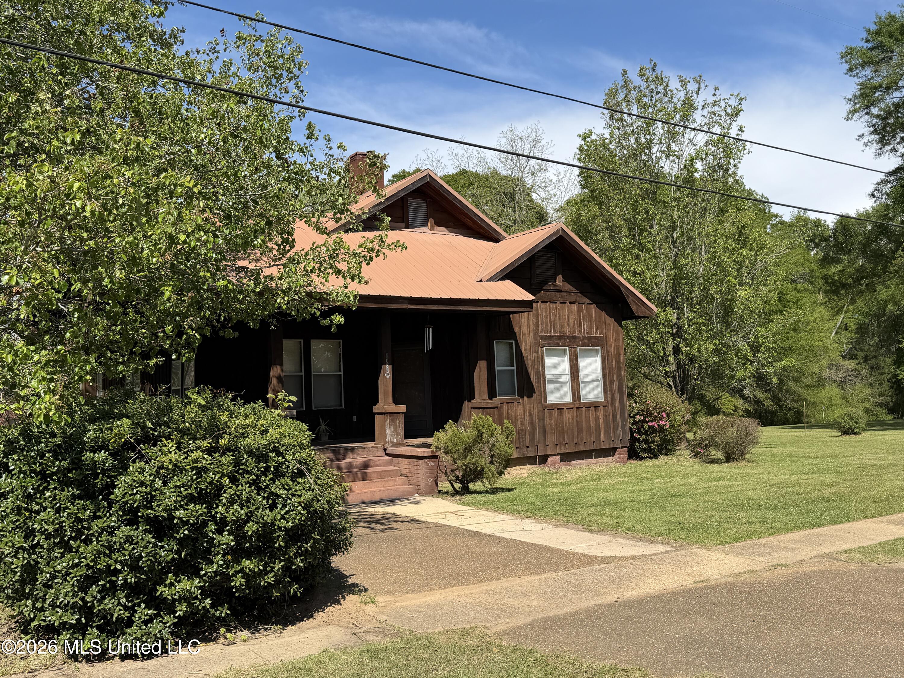 1089 Wells Street Wesson, MS 39191 - Photo 2 of 34 IMG_0016