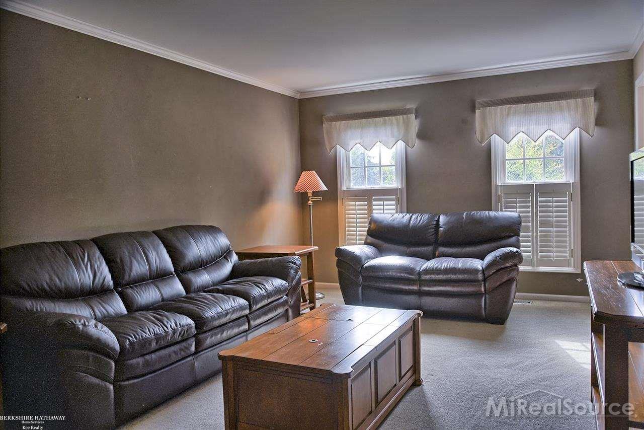 1998 Cedaredge Road Rochester Hills, MI 48306 - Photo 8 of 25