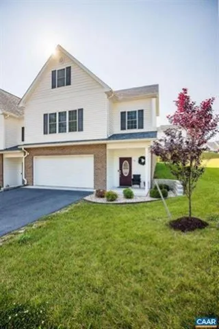 $2,700 | 15 Collinswood Way, Staunton, VA 24401