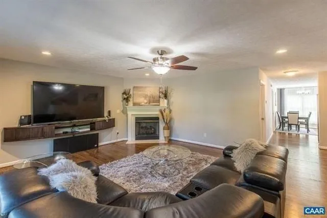 $2,700 | 15 Collinswood Way, Staunton, VA 24401