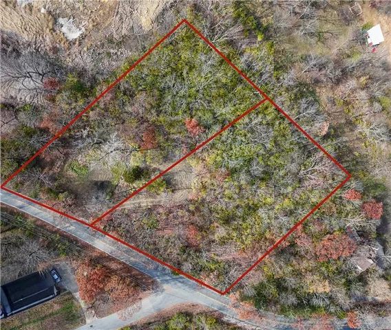 $325,000 | 19430 West 87th Lane, Lenexa, KS 66220