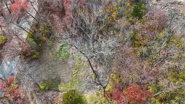 $325,000 | 19430 West 87th Lane, Lenexa, KS 66220