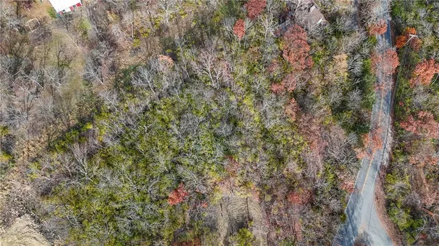 $325,000 | 19430 West 87th Lane, Lenexa, KS 66220