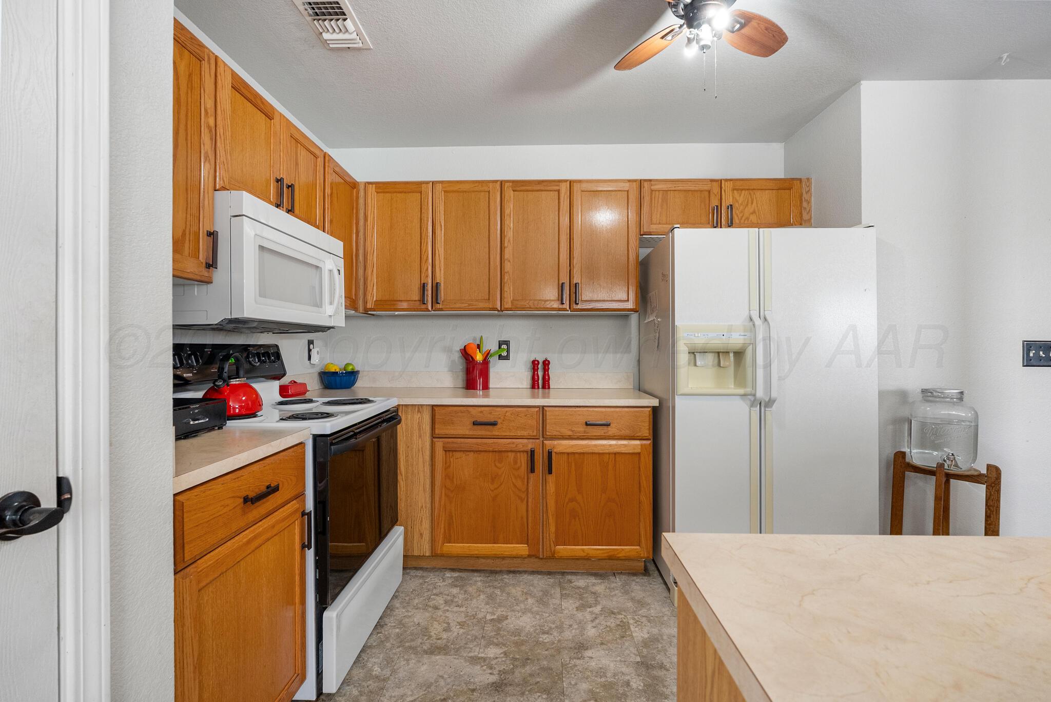 1105 Shasta Drive Amarillo, TX 79110 - Photo 11 of 34 1105 Shasta -17
