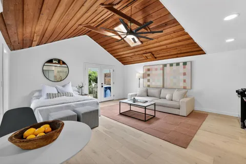$1,289,000 | 1640 9th Avenue, Sacramento, CA 95818