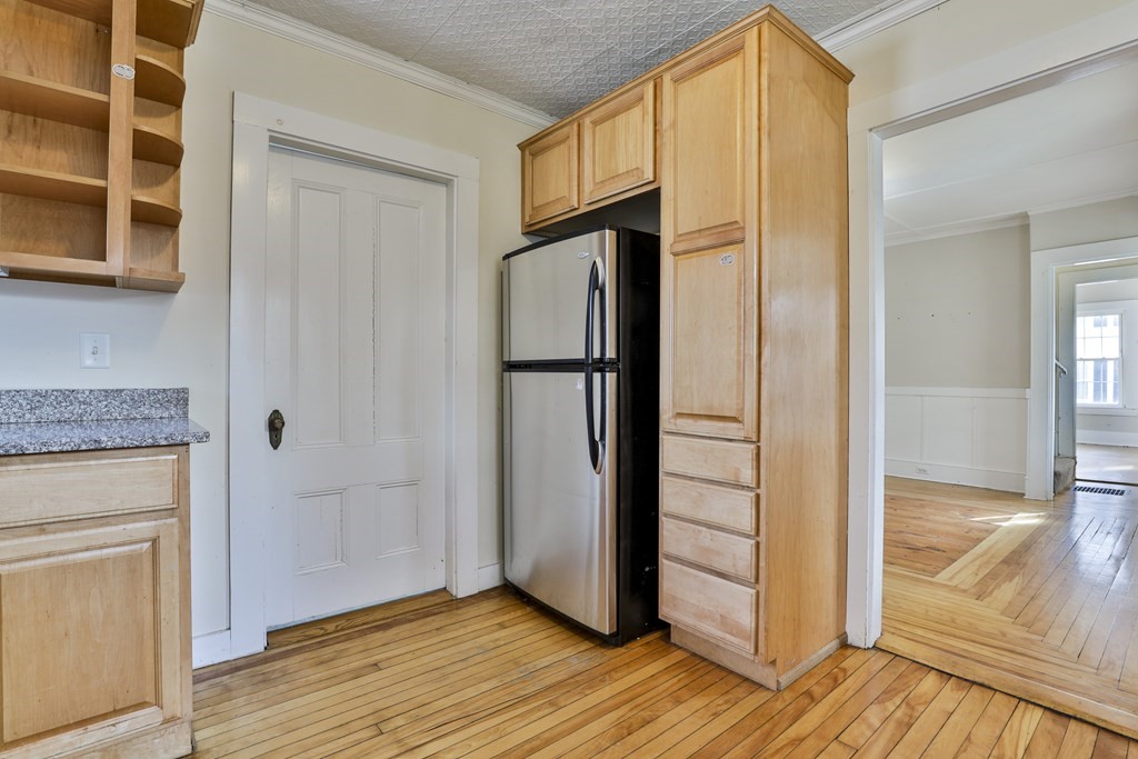39-41 Pearl Street Amesbury, MA 01913 - Photo 19 of 30