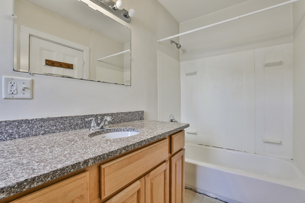 39-41 Pearl Street Amesbury, MA 01913 - Photo 20 of 30