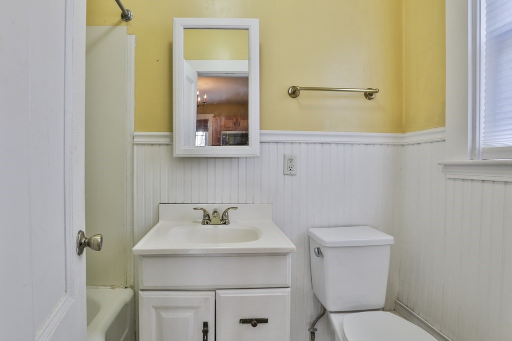 39-41 Pearl Street Amesbury, MA 01913 - Photo 8 of 30