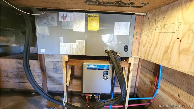 $189,000 | 409 East McNair Street, Versailles, MO 65084