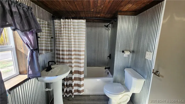 $179,000 | 409 East McNair Street, Versailles, MO 65084