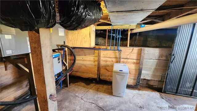 $179,000 | 409 East McNair Street, Versailles, MO 65084