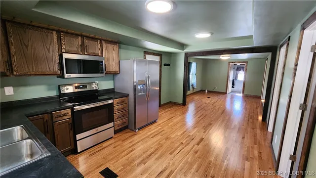 $179,000 | 409 East McNair Street, Versailles, MO 65084